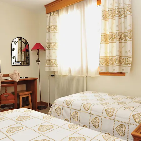 Hotell Bleues Les Du Prariand 3*