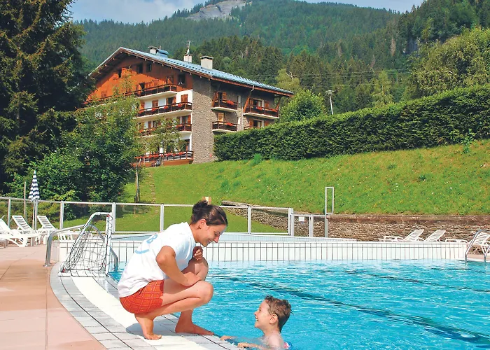 Bleues Les Du Prariand Hotel 3*